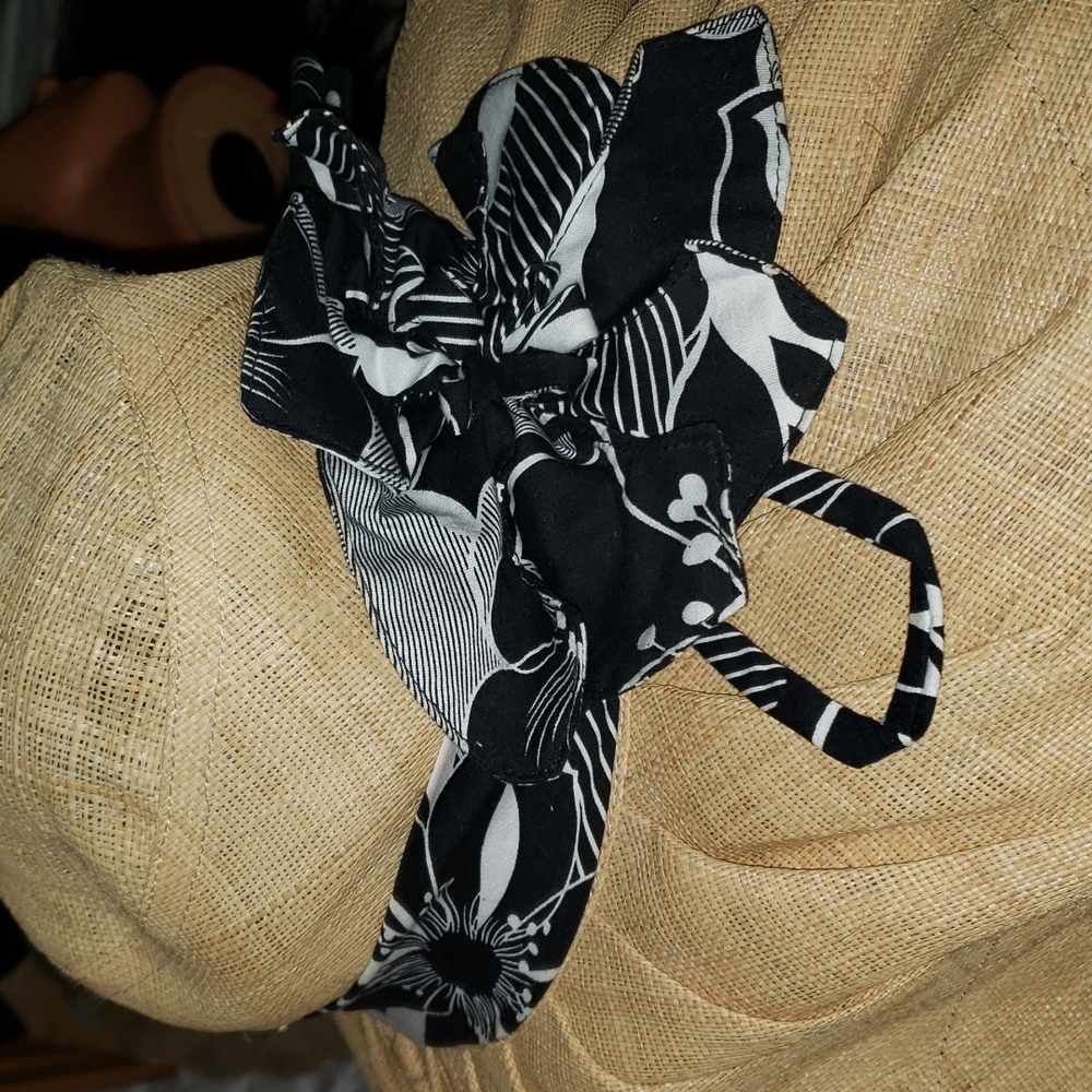 Something Special | Floppy Hat - Picture 13 of 13